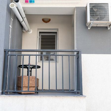 Hotel Studio Titan 布加勒斯特 外观 照片